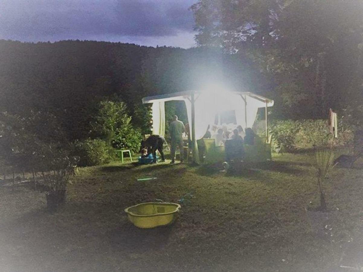 Un Petit Coin De Paradis Gluiras Exteriör bild